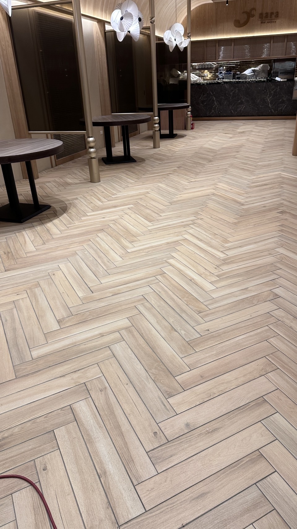 桃園NARA泰式料理地板清潔